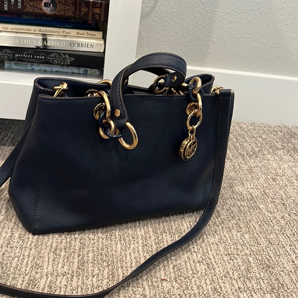 Navy blue gorgeous bag